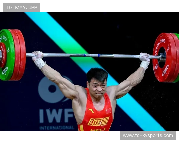 德国男子举重选手在67公斤级比赛中获得银牌，德国举重奥运冠军