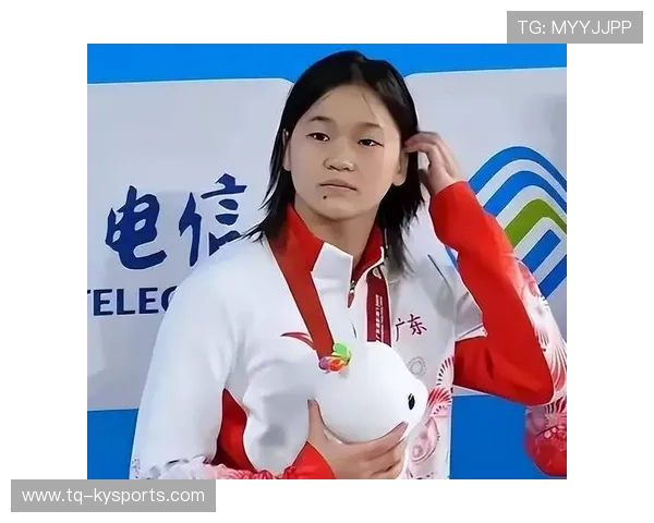 跳水女王全红婵备战细节:如何在高强度训练中保持身体发育的平衡? 跳水女王全红婵备战细节:如何在高强度训练中保持身体发育的平衡?